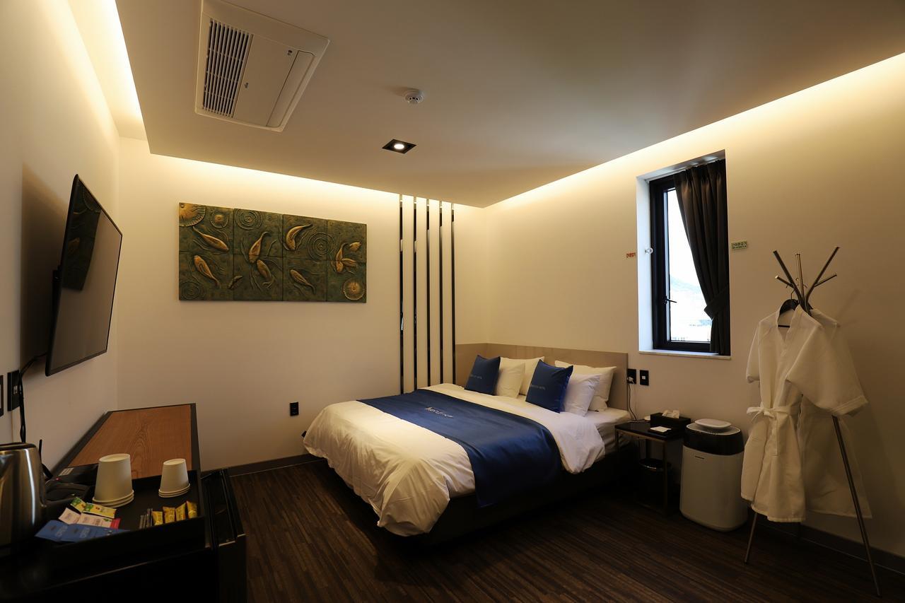 ชุนชอน โฮเต็ล เบนท์ลีย์ Hotel ภายนอก รูปภาพ
